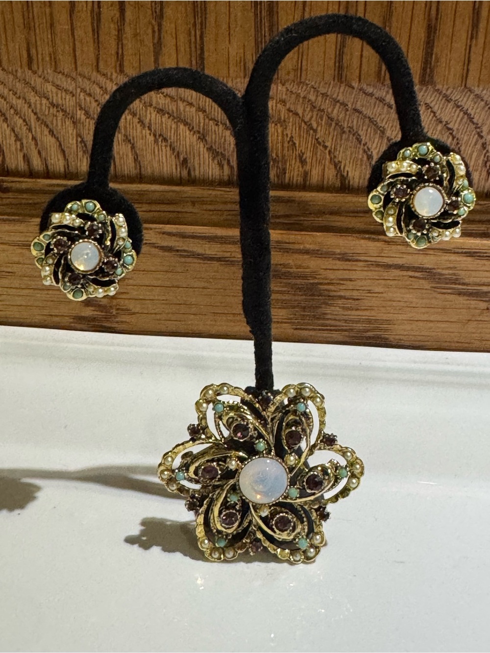 Vintage Gold Tone Opalescent Cabochon Filigree Floral Brooch & Earring Set